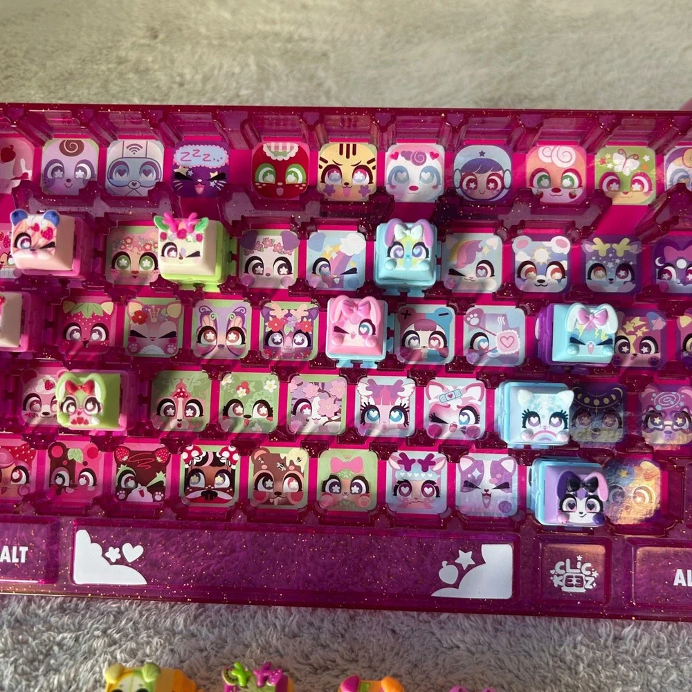 Clickeez Series 1 Keyboard + 23 Clickeez Keys 16 Series 1 & 7 Series 2